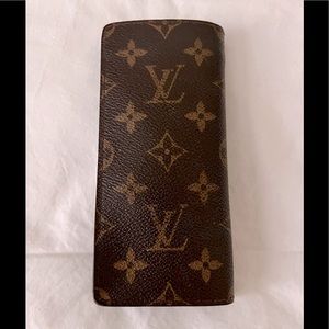 Louis Vuitton eye glasses case Monogram